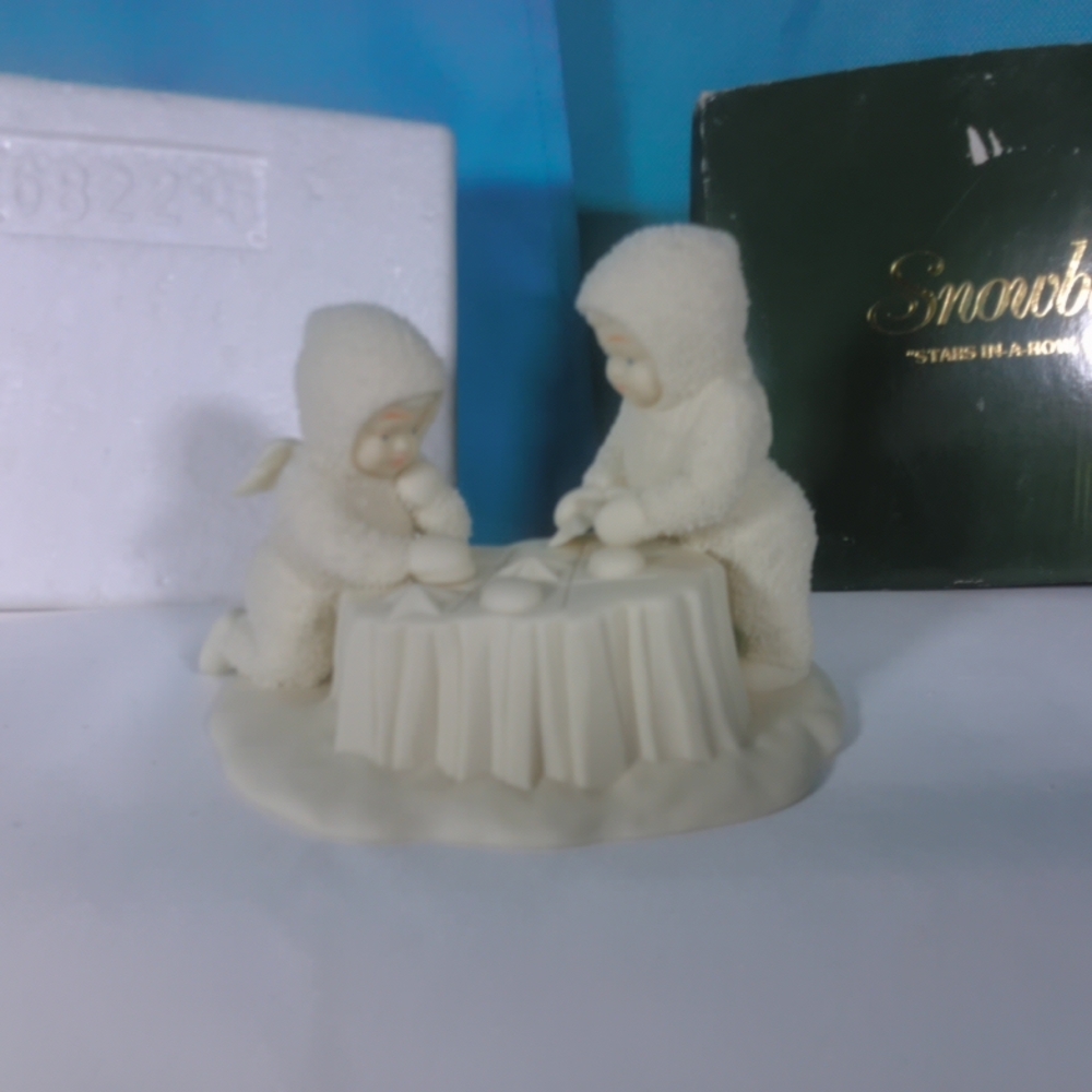 Snowbabies Figurine with Two Children